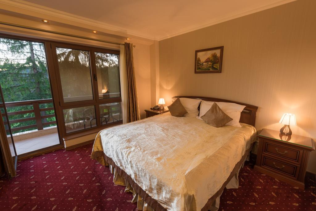 Edelweiss Poiana Hotels Пояна-Брашов Номер фото