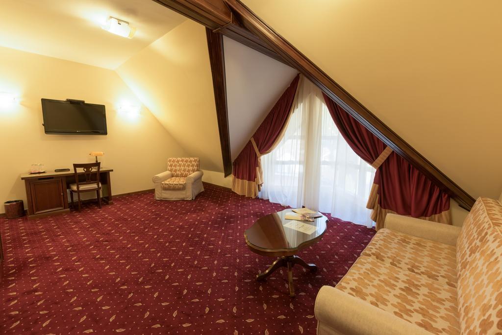 Edelweiss Poiana Hotels Пояна-Брашов Экстерьер фото