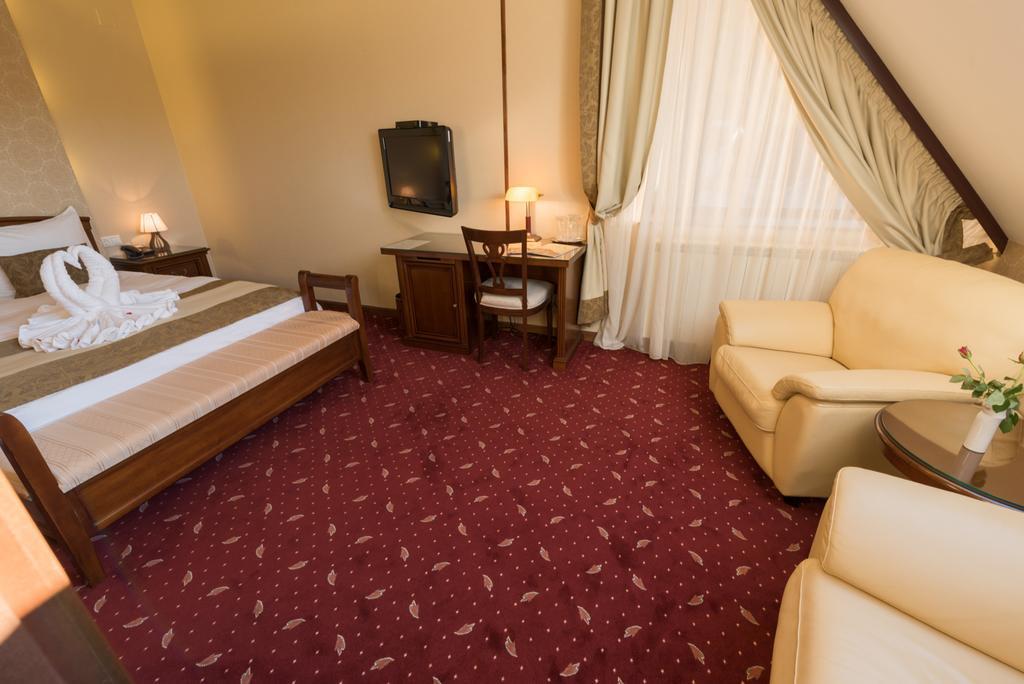 Edelweiss Poiana Hotels Пояна-Брашов Экстерьер фото